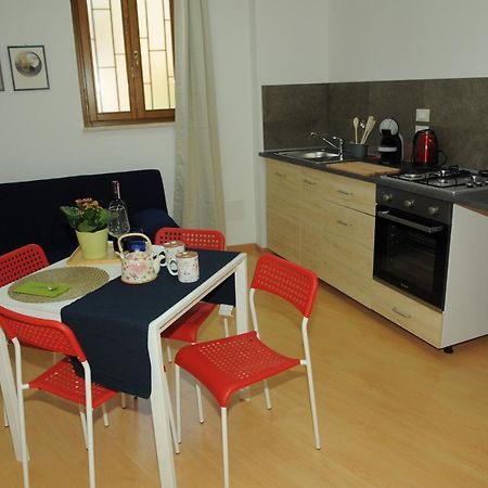 Al Piano Terra Apartman Poggio Picenze Kültér fotó