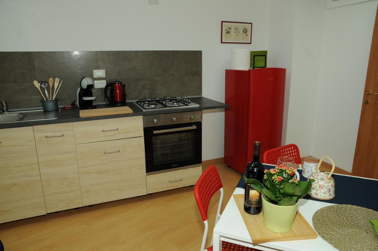 Al Piano Terra Apartman Poggio Picenze Kültér fotó